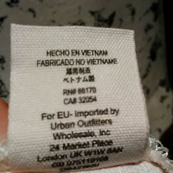 Free People Cut Out Top Size-Large - Picture 7 of 9